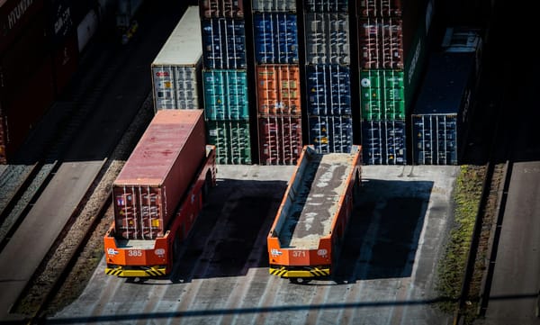 Docker Compose vs. Kubernetes: When to Use Each for Your Projects